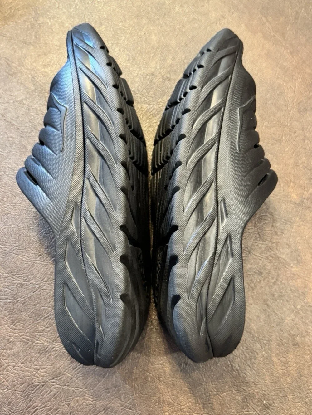 HOKA ONE ONE Recovery Slides Black Men’s 8 Women’s 10 Cushioned Slip On Sandals